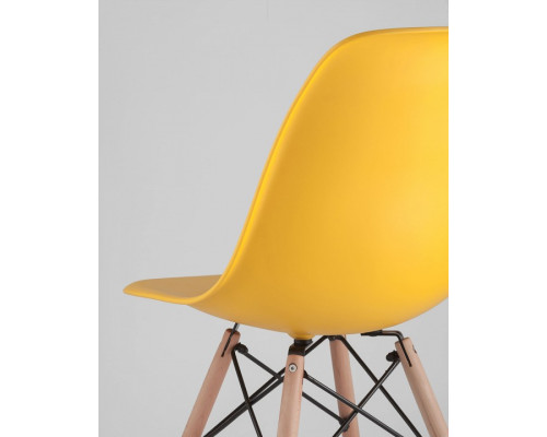 Набор из 4 стульев Eames