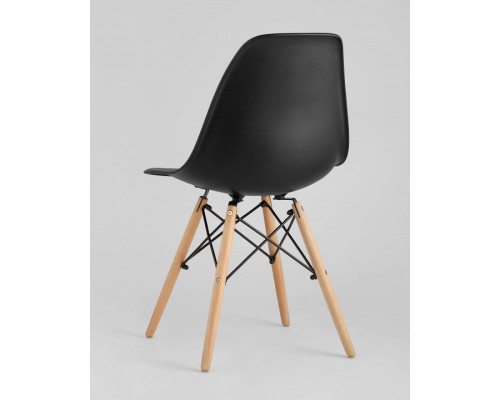 Набор из 4 стульев Eames