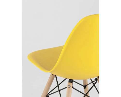 Набор из 4 стульев Eames