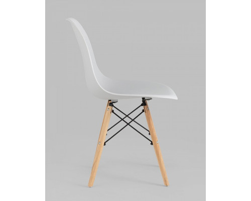 Набор из 4 стульев Eames