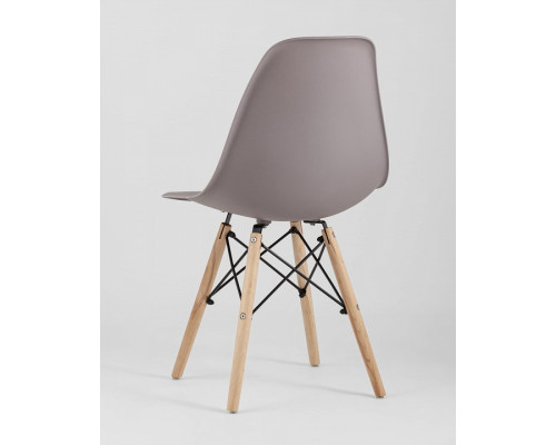 Набор из 4 стульев Eames