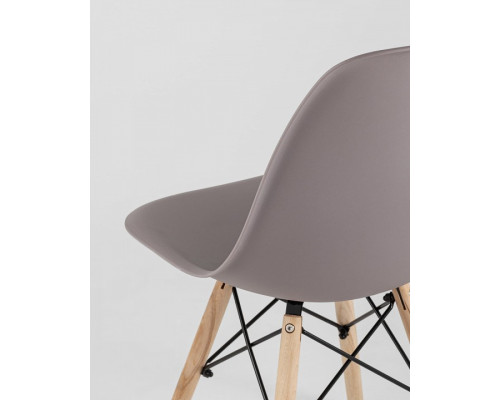 Набор из 4 стульев Eames