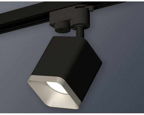 Светильник на штанге Ambrella Light XT XT7813002